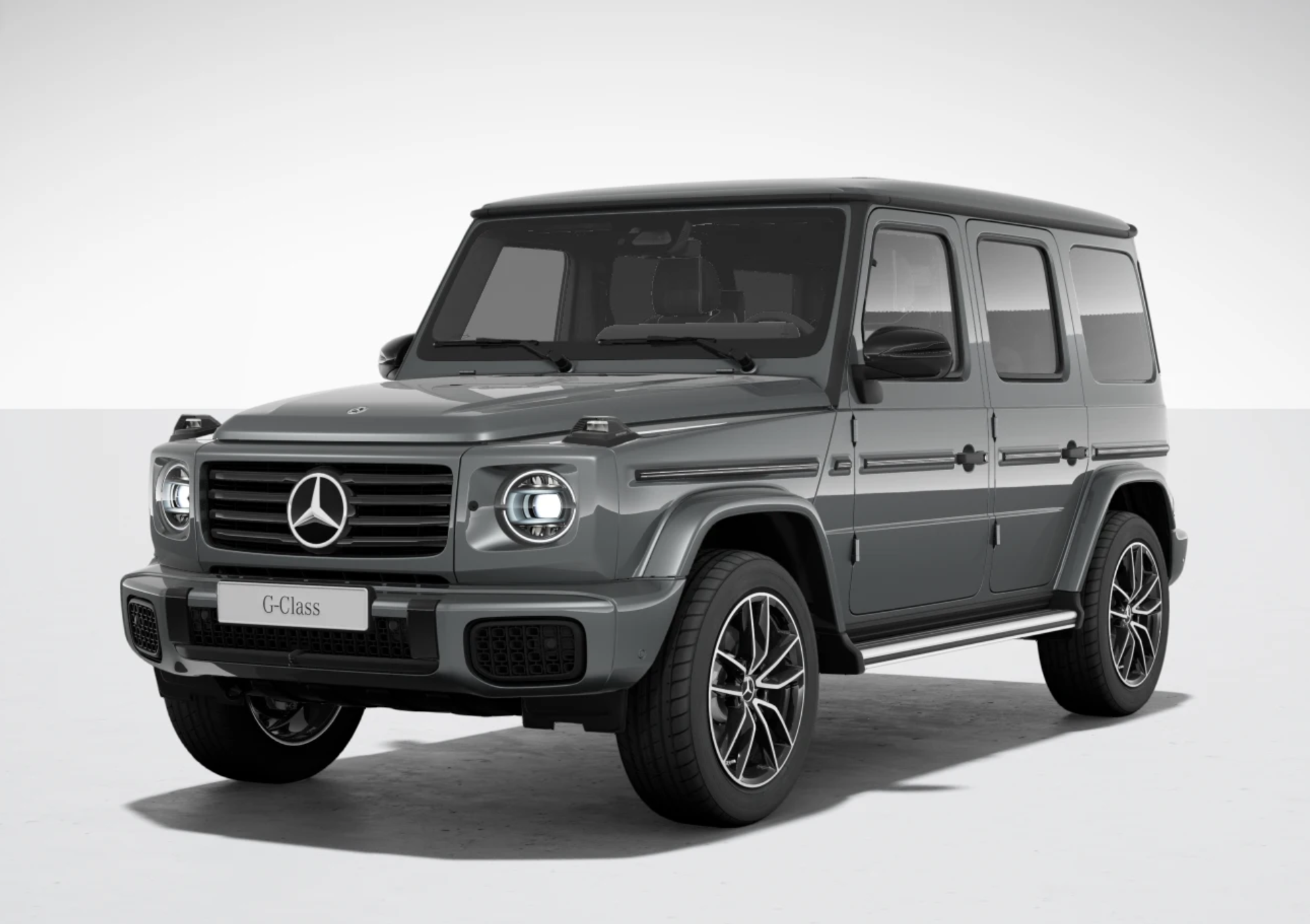 Mercedes - Benz G 500 AMG | FACELIFT | šedá Selenite metalíza | nové české auto | k objednání do výroby | super cena | online nákup | online prodej | autoibuy.com